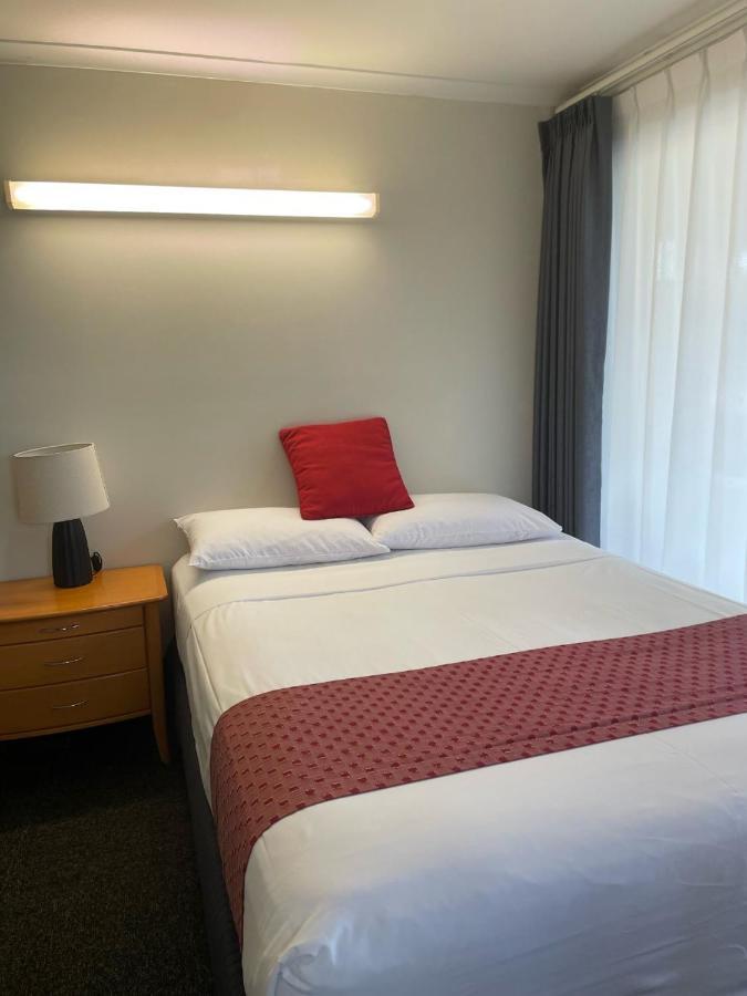 Kyamba Court Motel Mooloolaba Esterno foto